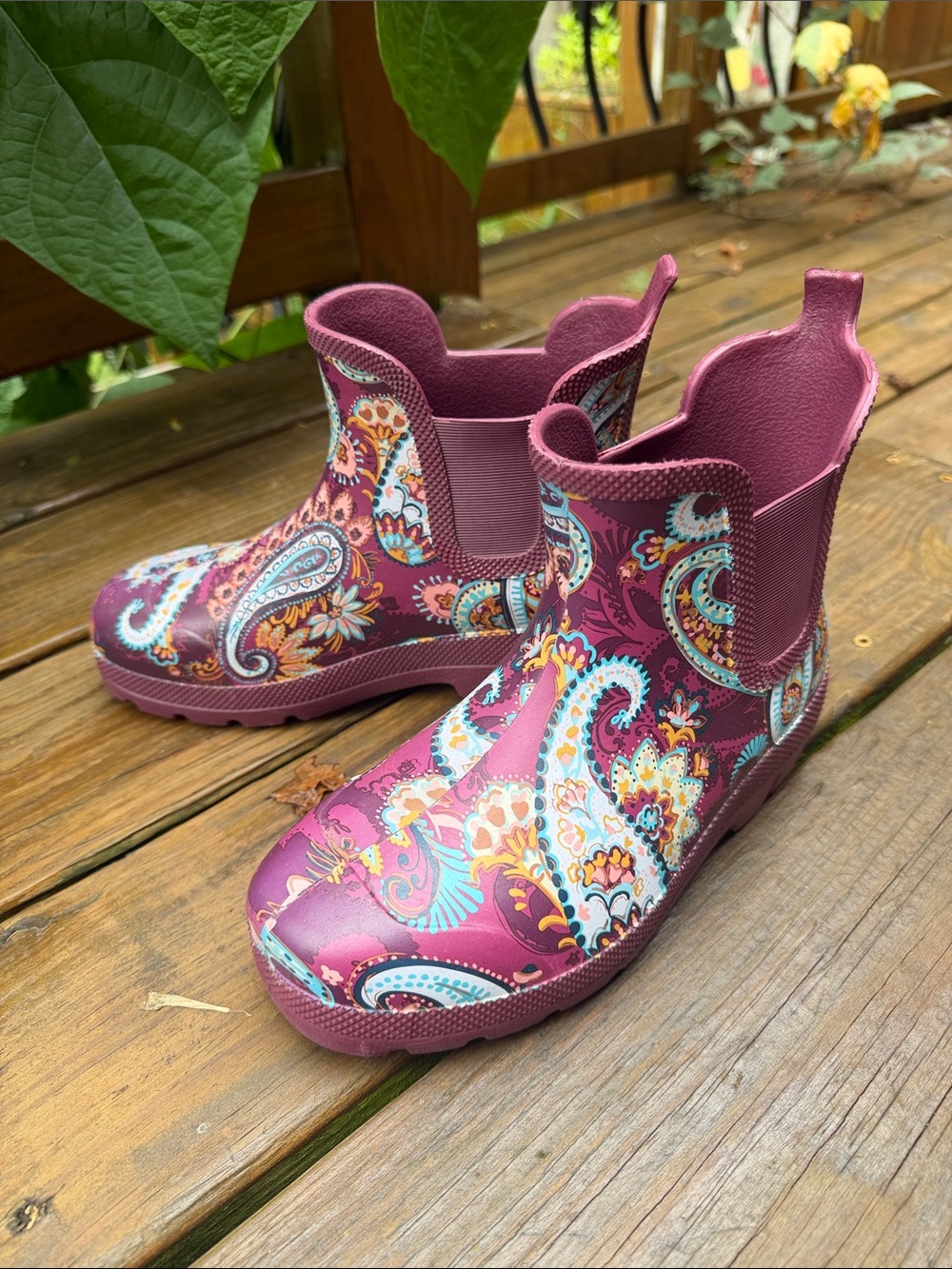 Vera Bradley Berry Paisley Chelsea Rain Boots